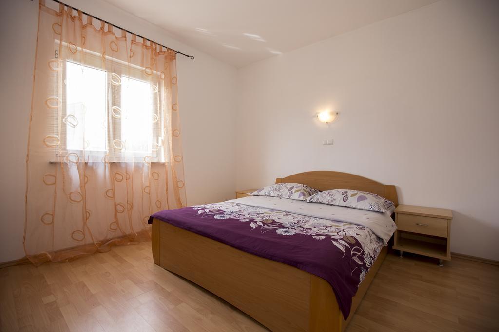 Apartments Simona Lopar Zimmer foto